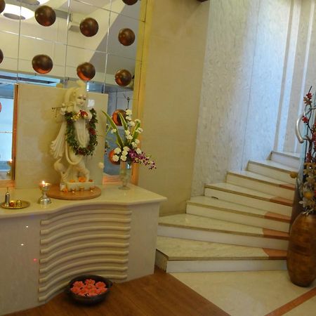 The Oriental Residency Hotel Мумбай Екстериор снимка